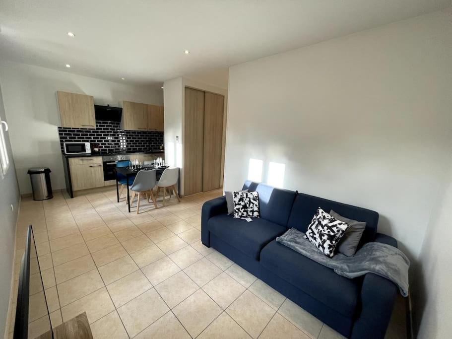 Appartement T2 Pour 3 Personnes *